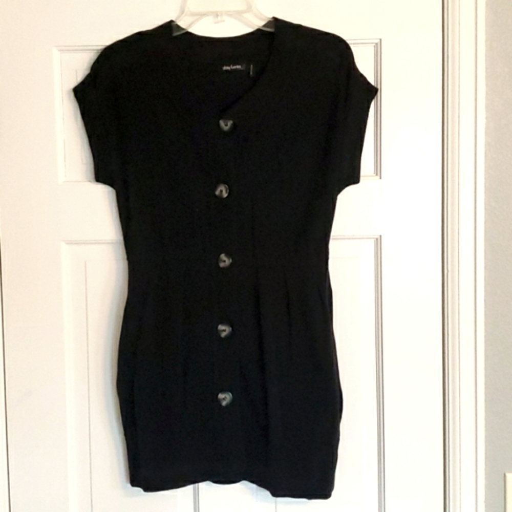 Daisy Fuentes Buttom Up Short Sleeve womens Sz S black sweater